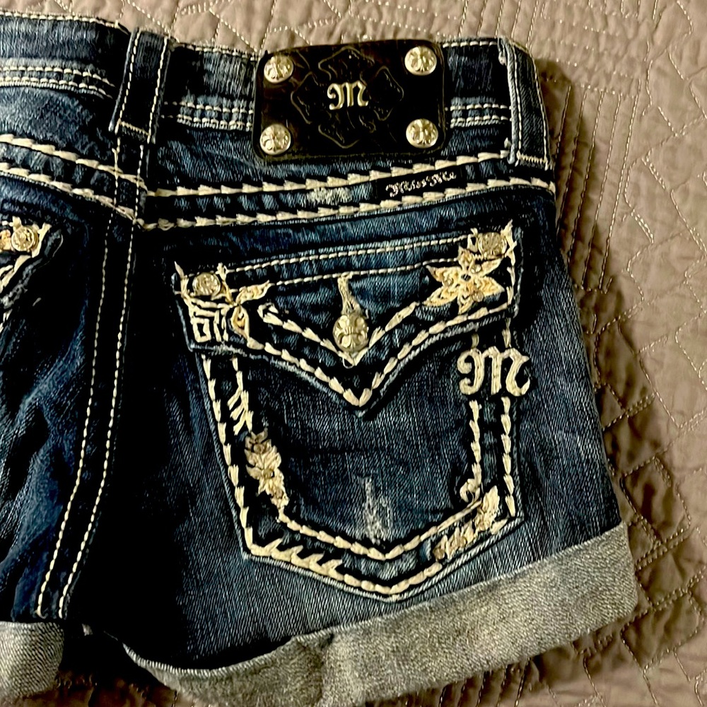 MISS ME NWOT SIZE 26 SHORTS
